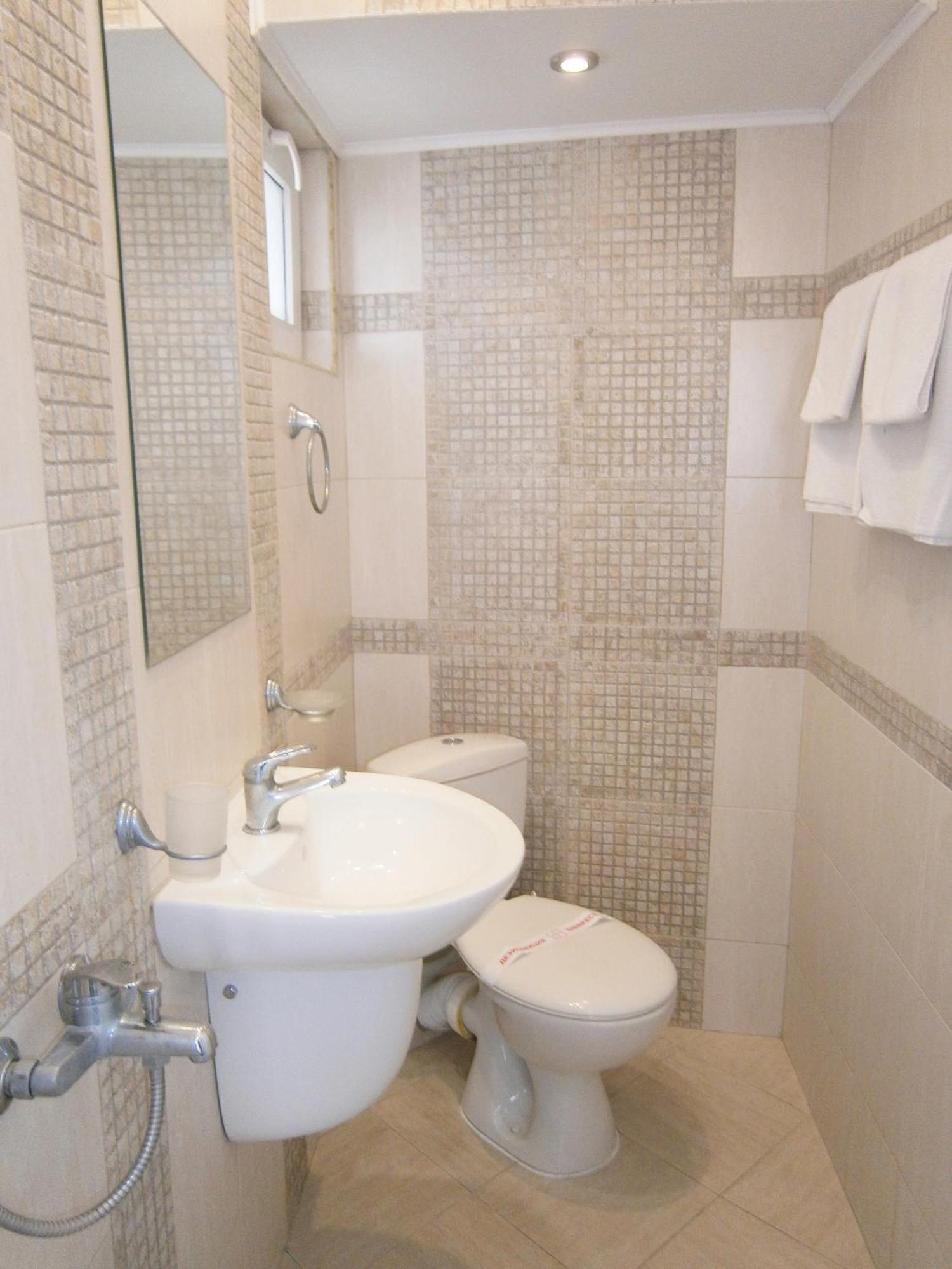 Family Hotel White House Ahyolu Dış mekan fotoğraf