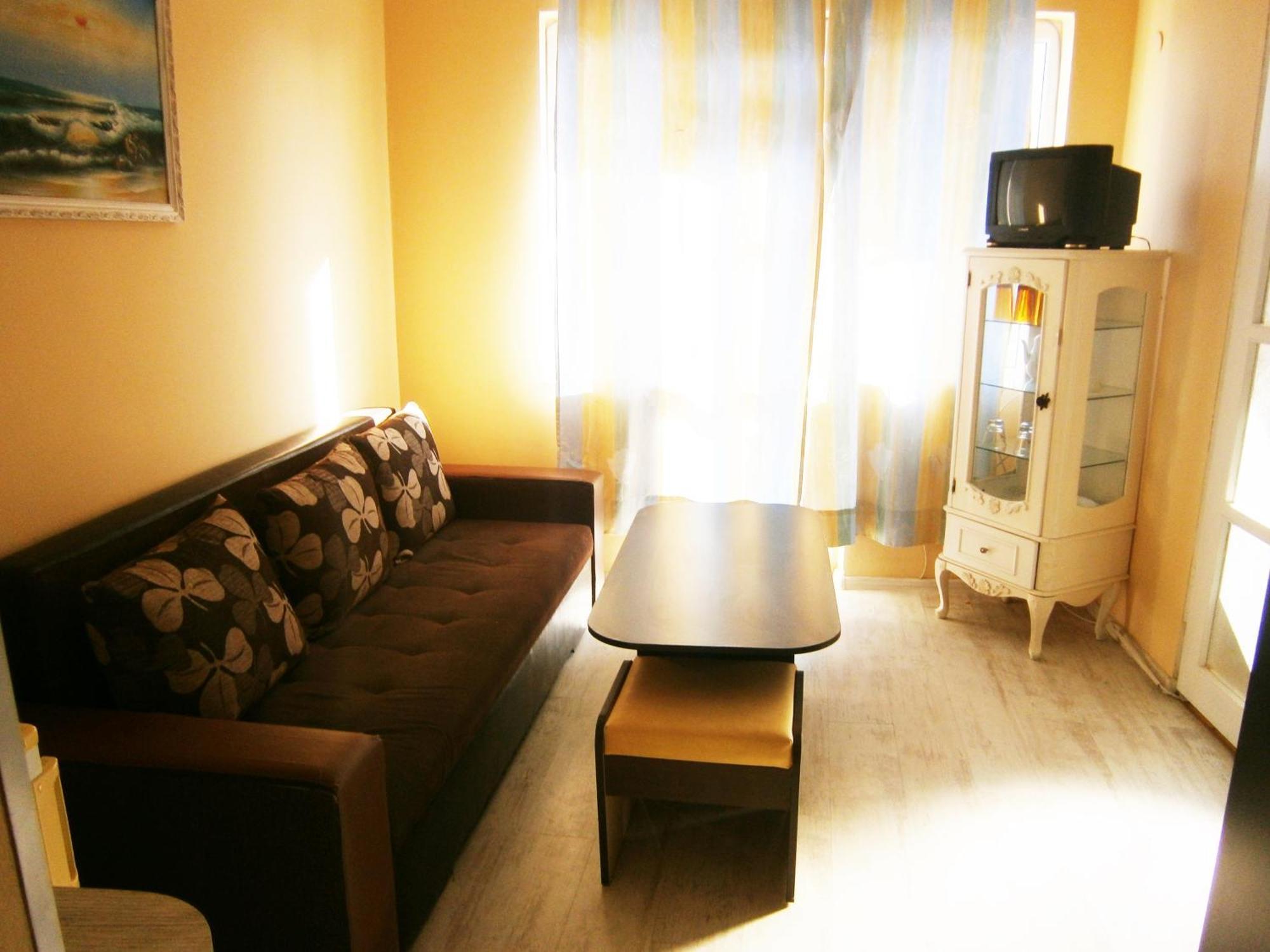 Family Hotel White House Ahyolu Dış mekan fotoğraf