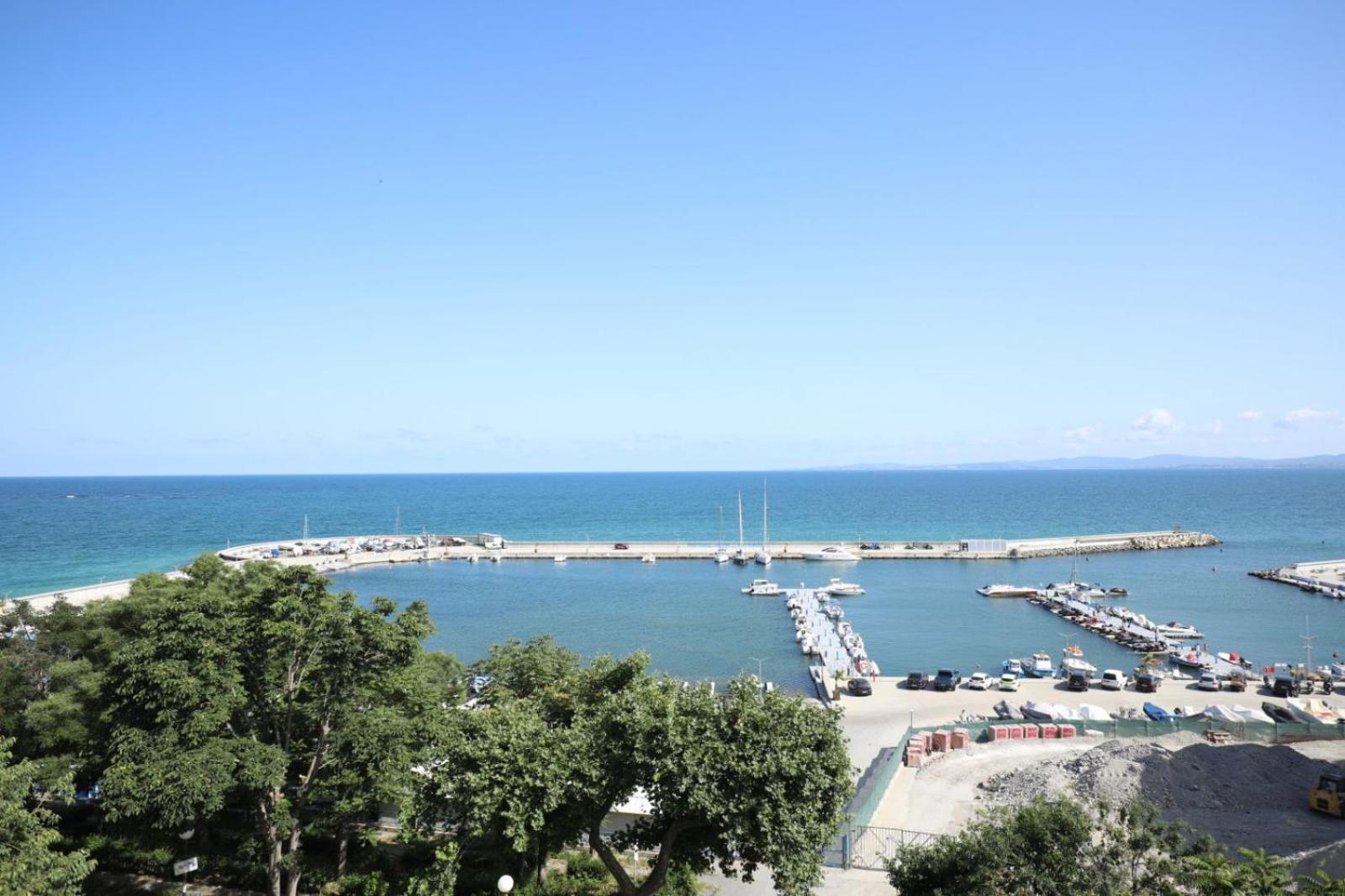 Family Hotel White House Ahyolu Dış mekan fotoğraf