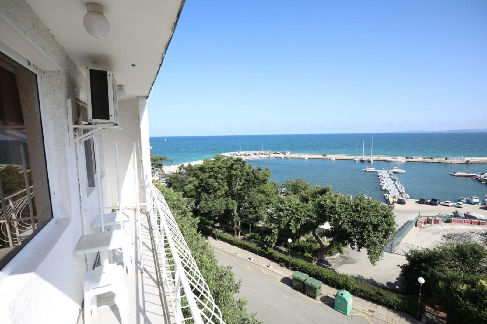 Family Hotel White House Ahyolu Dış mekan fotoğraf