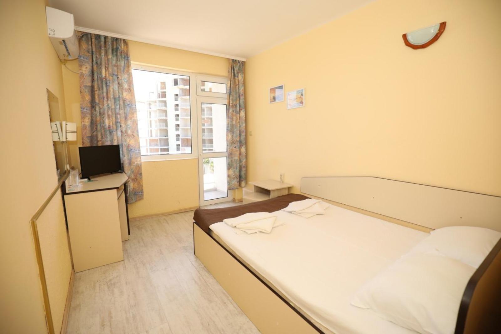 Family Hotel White House Ahyolu Dış mekan fotoğraf